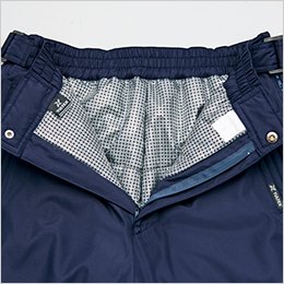 衣服内に熱を蓄え高い保温力を持続する裏地アルミプリント