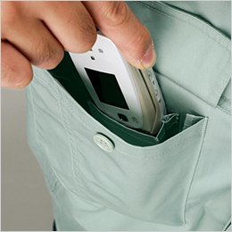 右携帯電話収納ポケット