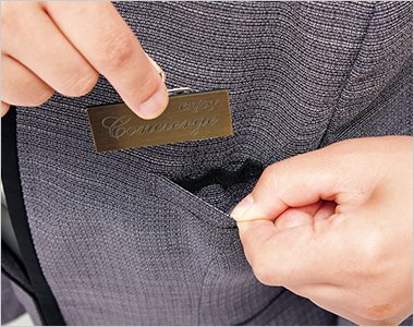 Wネームループ付き左胸ポケット