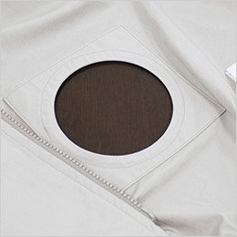 空調服のファン取り付け部分
