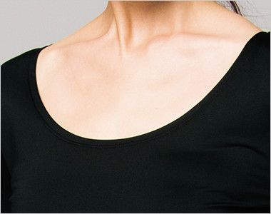9003 FOLK(フォーク) 7.5分袖ぽかぽかカットソー(女性用) ヘアスタイルの崩れも少ない幅広で脱着しやすい襟ぐりはどのスクラブにも合わせやすいデザイン