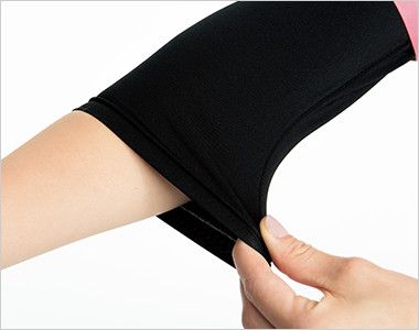 9003 FOLK(フォーク) 7.5分袖ぽかぽかカットソー(女性用) 腕まくりしてもずり落ちてこない、袖口のたるみもおこりにくいフィット感。7.5分丈の絶妙な袖丈が医療現場にマッチ